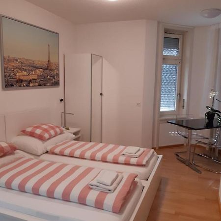 Готель Good Bed Reiden Екстер'єр фото