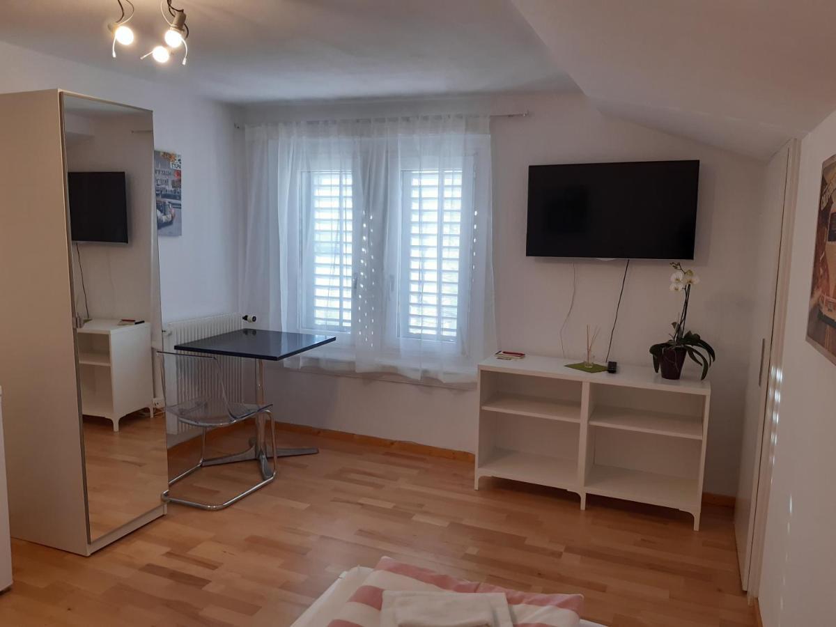 Готель Good Bed Reiden Екстер'єр фото